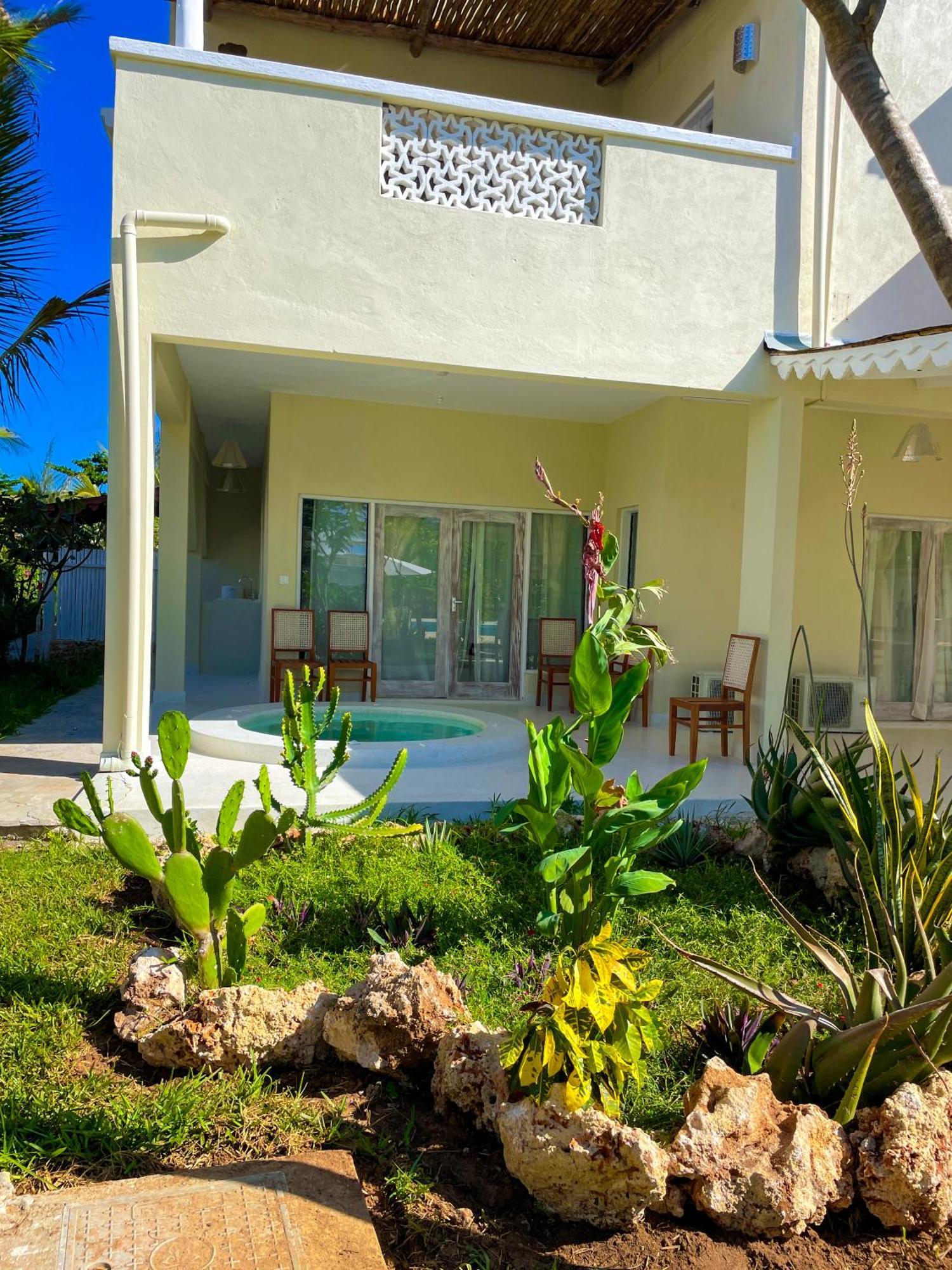 White Villa - Paparemo Beach Watamu Exterior foto